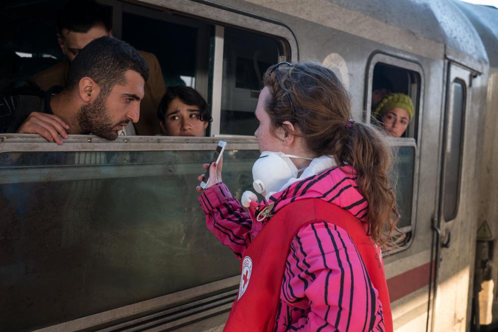 This photography of refugees and migrants informed by the Slovenian Red Cross was taken by Thomas Dworzak for the ICRC in 2015.